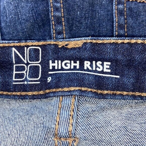 No Boundaries High Rise Shorts Size 9 - Picture 10 of 12